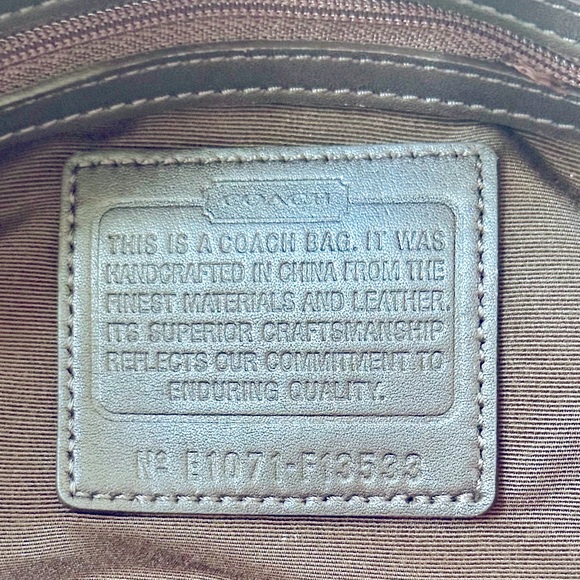 COACH Monogram Canvas Tote Handbag With Kiss Locket - Picture 6 of 9